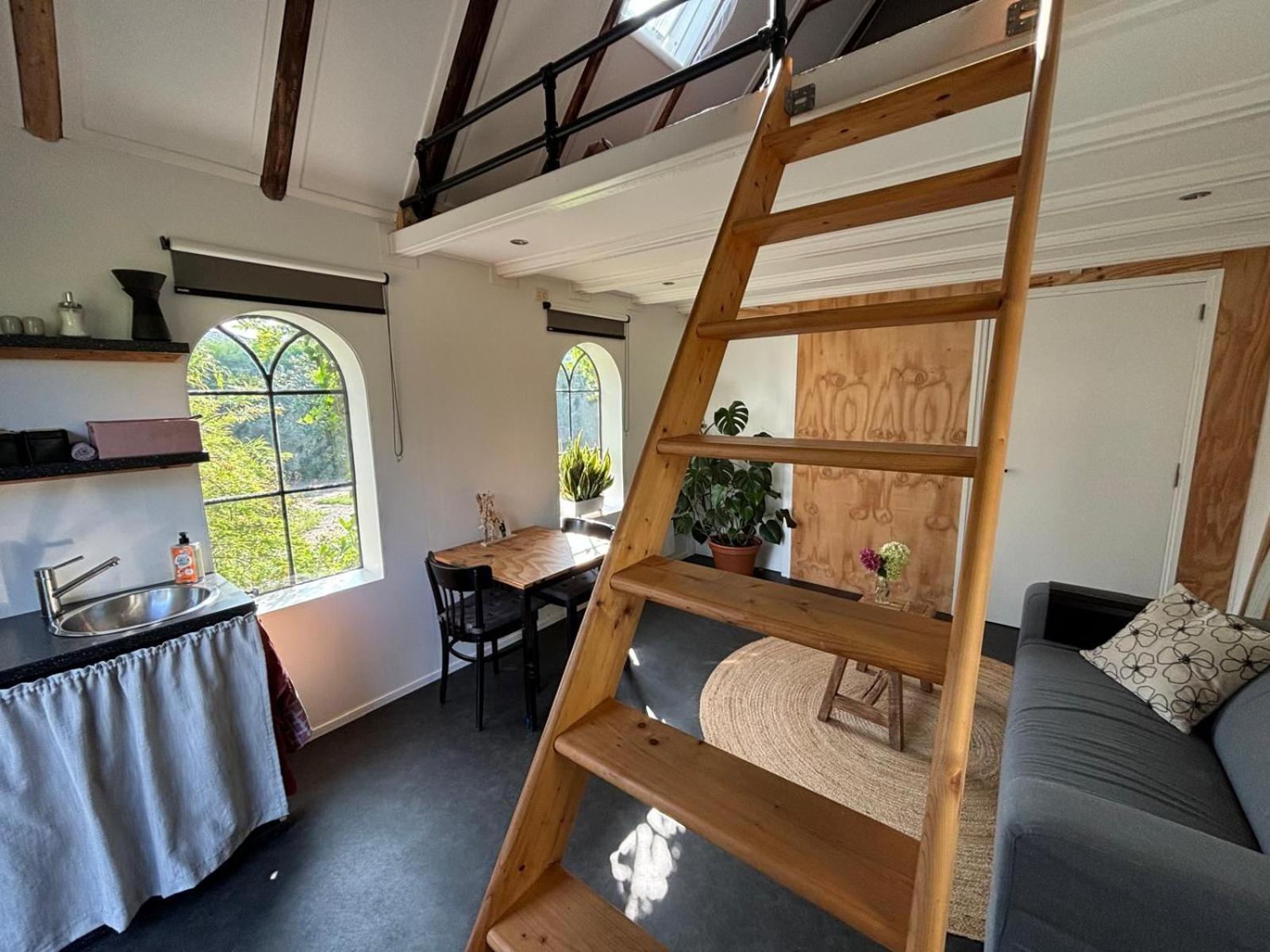 Вилла Tiny House De Smederij Peize Экстерьер фото